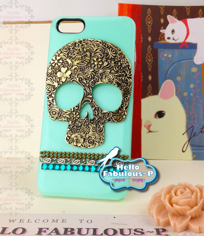 Skull Iphone 5 / Iphone 5s Cover Case Skull Punk Studded Bling Cell Phone Case